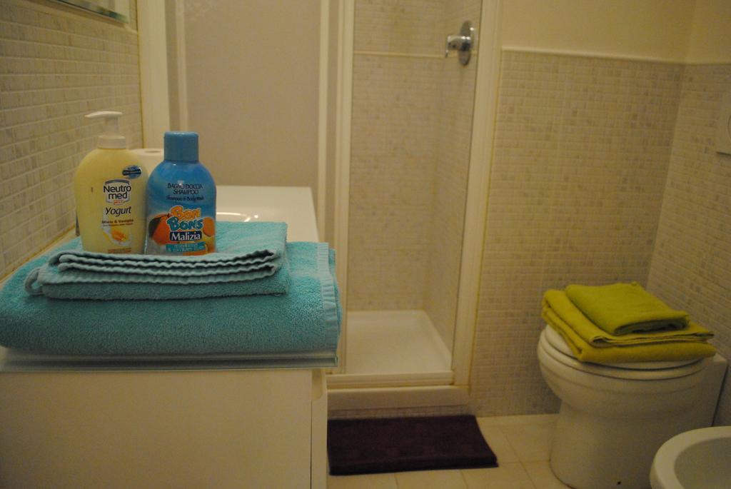 Lombardo Bed & Breakfast Rome Exterior photo